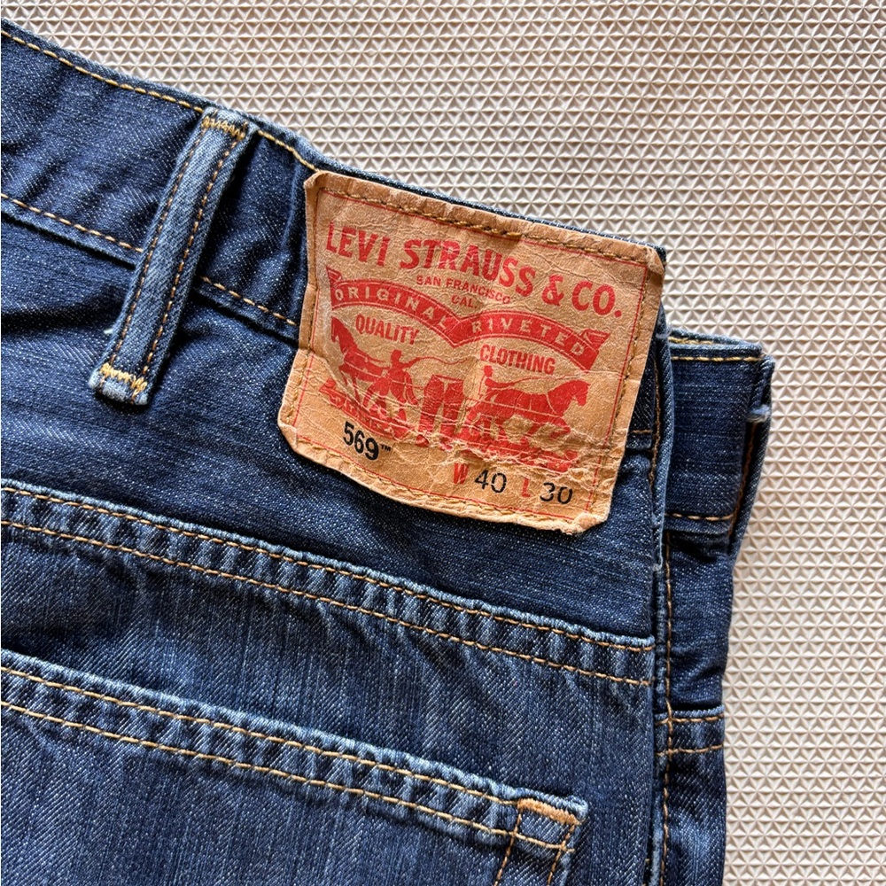 Levi's Blue Relaxed Jeans with Iconic Leather Patch Mens 40x30